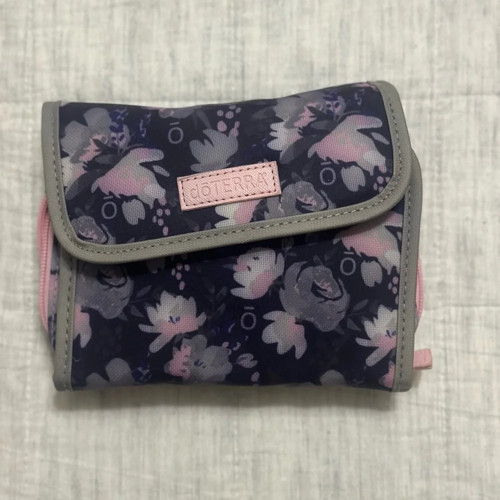 Doterra Fleur essential oil case